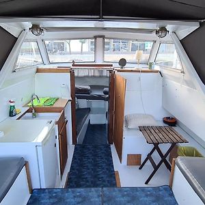 Cosy Boat Flat At Barcelona Beach